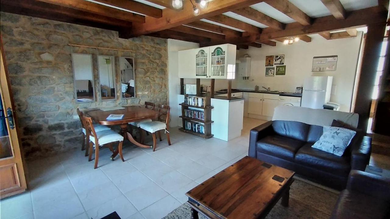 Character 2 Bed Cottage Within Walking Distance Of Bar/Restaurants Piegut-Pluviers Экстерьер фото
